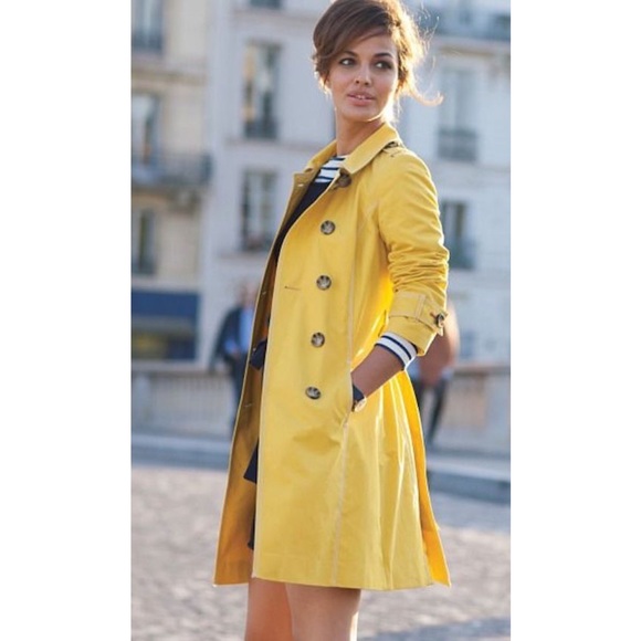 GAP Jackets & Blazers - Yellow Gap trench coat 🌼🌻